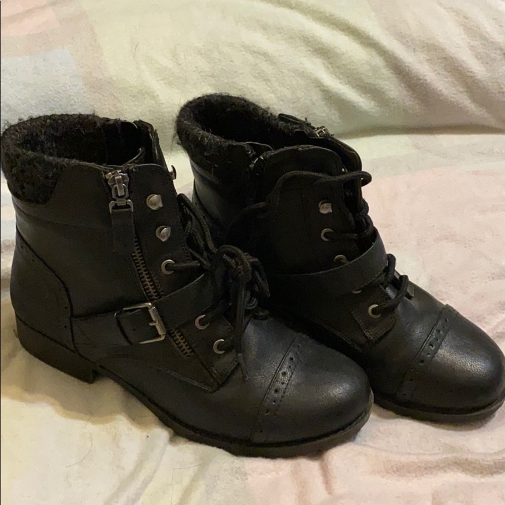 Boots - Picture 2 of 2